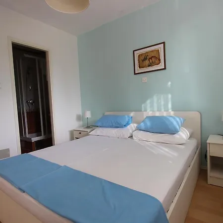 Apartments Chiara Lumbarda Room photo