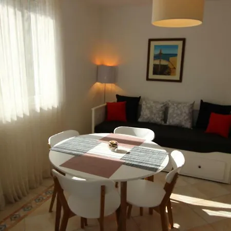 Apartments Chiara Lumbarda Exterior photo