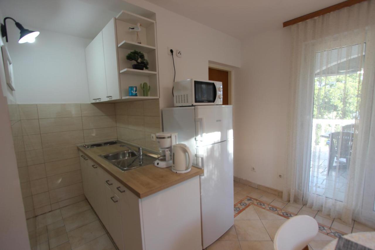 Pansion And Chiara Apartment Lumbarda