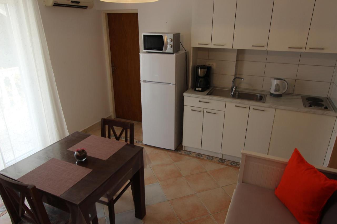 Apartment Pansion And Chiara *