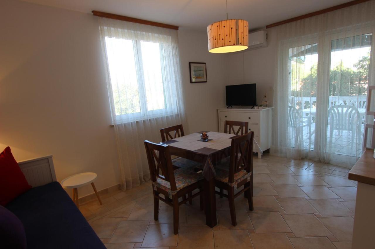 Apartment Pansion And Chiara *