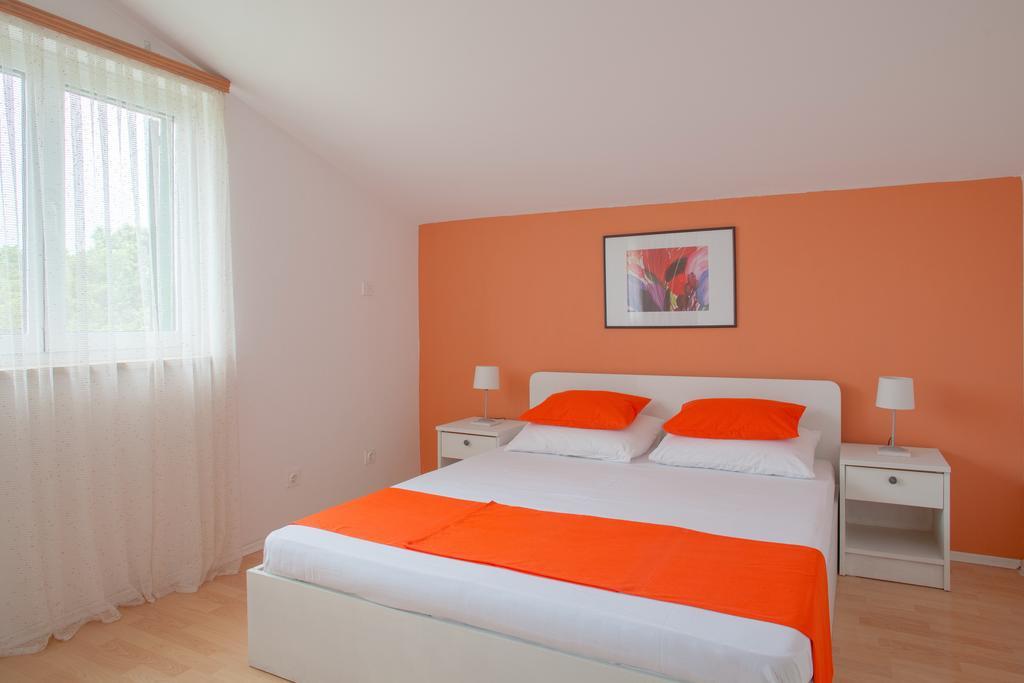 Apartment Pansion And Chiara